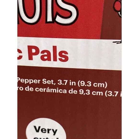 Peanuts Classic Pals Snoopy & Charlie Brown Ceramic Salt & Pepper Set NEW - Picture 11 of 15